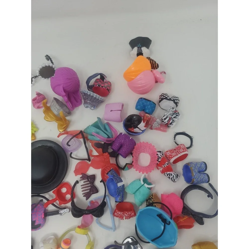 Lot of LOL L.O.L. Surprise Doll Hats, Accessories, Misc items No Dolls or Pets